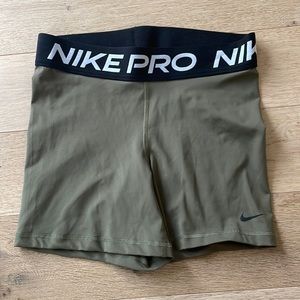 Nike pros